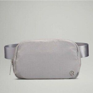 NWT Lululemon Everywhere Belt Bag 1L Gray Silver Drop One Size